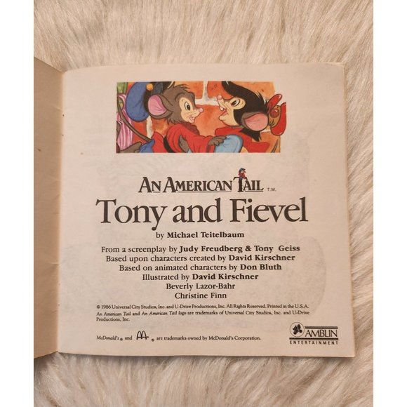 Mcdonalds 1986 An American Tail Tony & Fievel Book - Picture 2 of 3